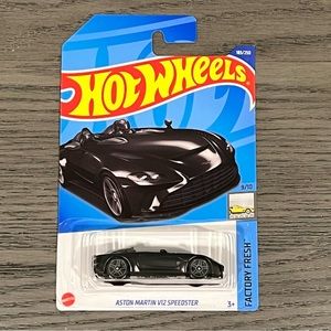 Hot Wheels - Aston Martin V12 Speedster - (Factory Fresh)